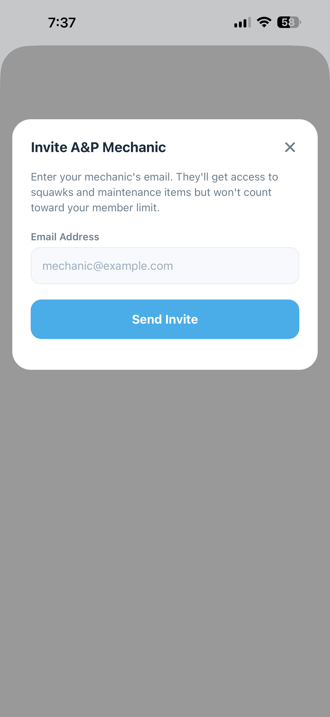 Mechanic invite screen showing dedicated A&P role access