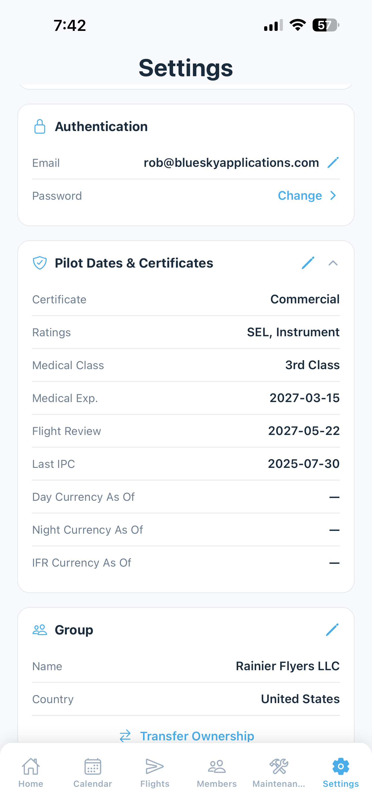 Pilot certificates section showing certificate type, ratings, medical class, and expiration dates
